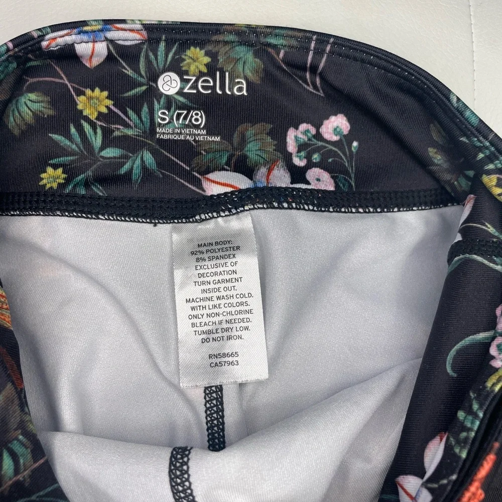 Zella Girl black floral legging small (7/8) - Picture 3 of 7
